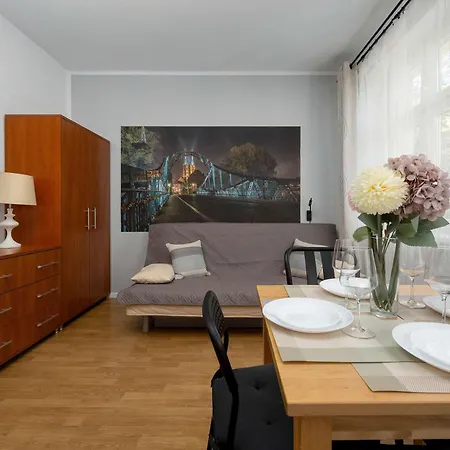 Διαμέρισμα Functional In Downtown By Renters