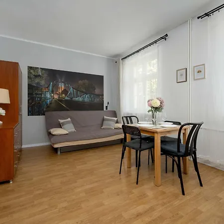 Διαμέρισμα Functional In Downtown By Renters Βρότσλαβ